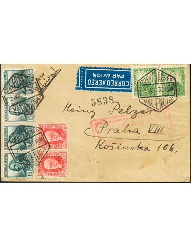 Guerra Civil. Brigada Internacional. Sobre 682(2), 683(4), 735. 1937. 10 cts verde, dos sellos, 15 cts verde gris, cuatro sell