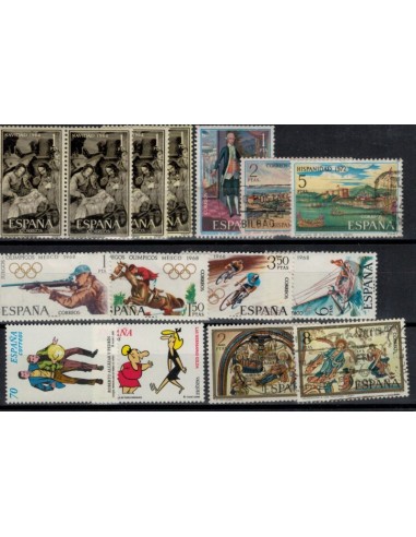 Valores postales de diferentes series de sellos de correo españoles