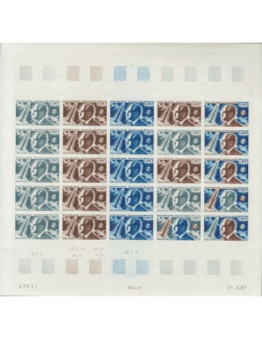 Francia. **Yv 1526(25). 1967. 60 cts multicolor, hoja completa de veinticinco sellos. ENSAYOS DE COLOR y SIN DENTAR, en difere