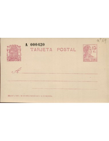 FA4644. Tarjeta postal MATRONA DE PERFIL