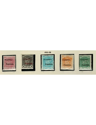 FA7209. 1931-33, Escudo de España. Emision completa de sellos para Telegrafos sobrecargados